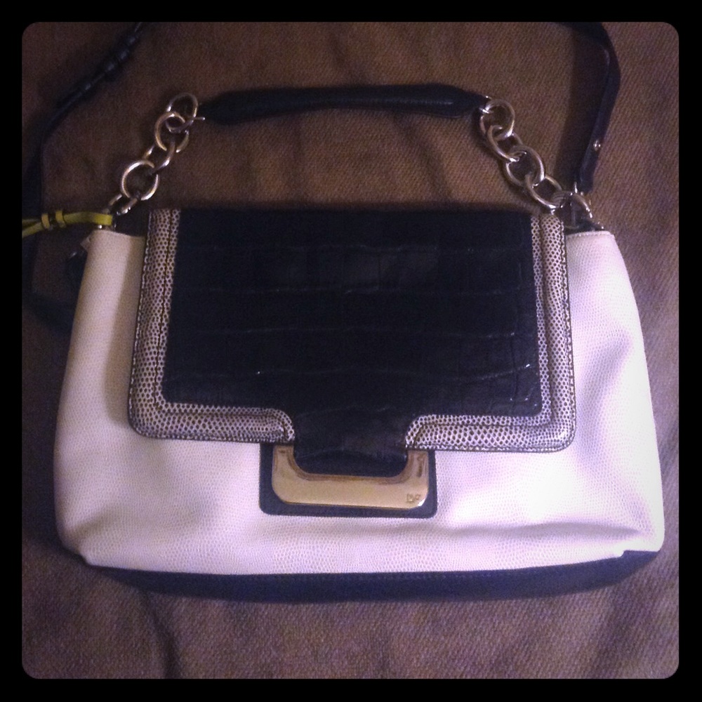 Dvf shoulder purse